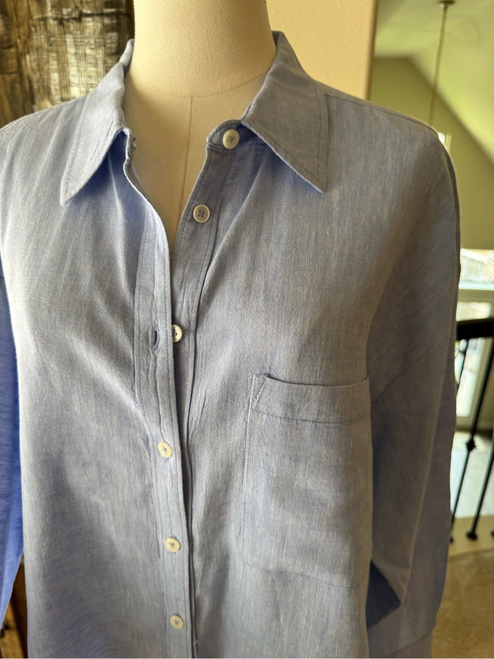 Anthropologie Maeve Linen Buttondown Shirt in Powder Periwinkle - size M - Picture 5 of 13